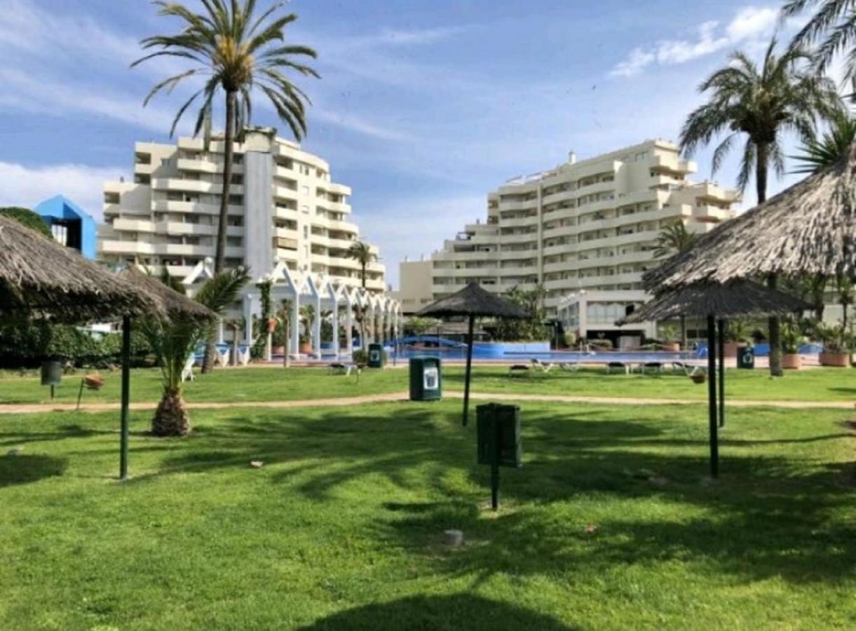 Apartment Benalbeach Holidays *