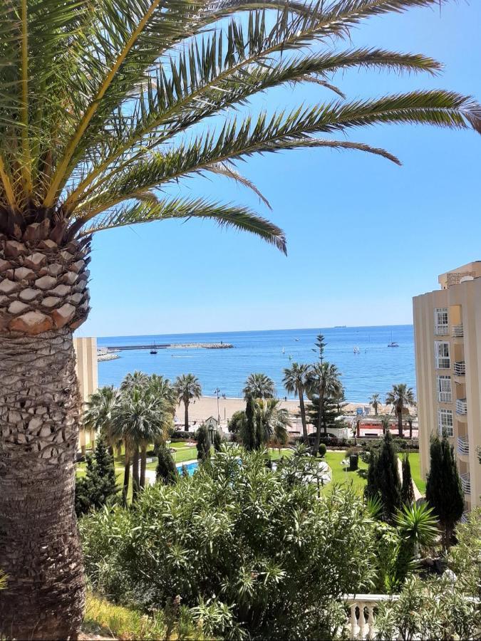 Apartment Front And Swimmingpool In Costa Benalmadena