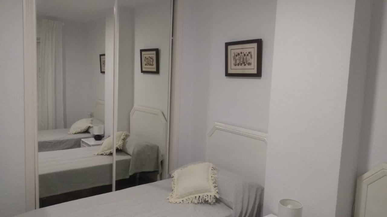Apartamento Con Piscina Y Terraza Junto A La Playa Benalmádena