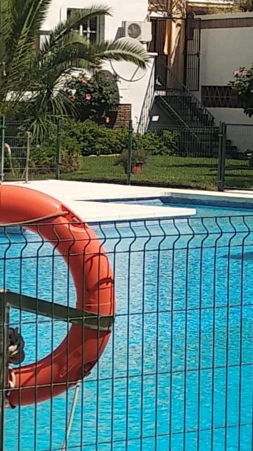 Apartamento Con Piscina Y Terraza Junto A La Playa Apartamento *