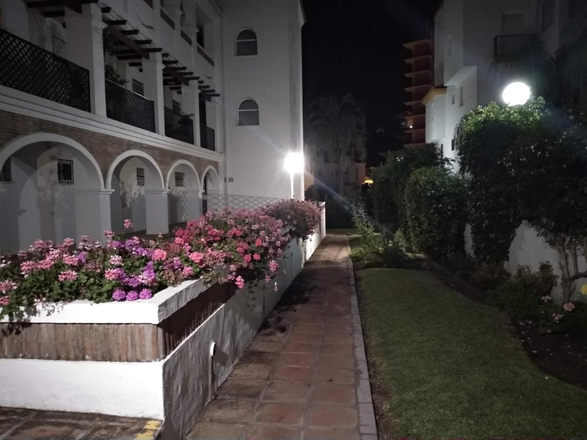 Apartamento Con Piscina Y Terraza Junto A La Playa * Benalmádena