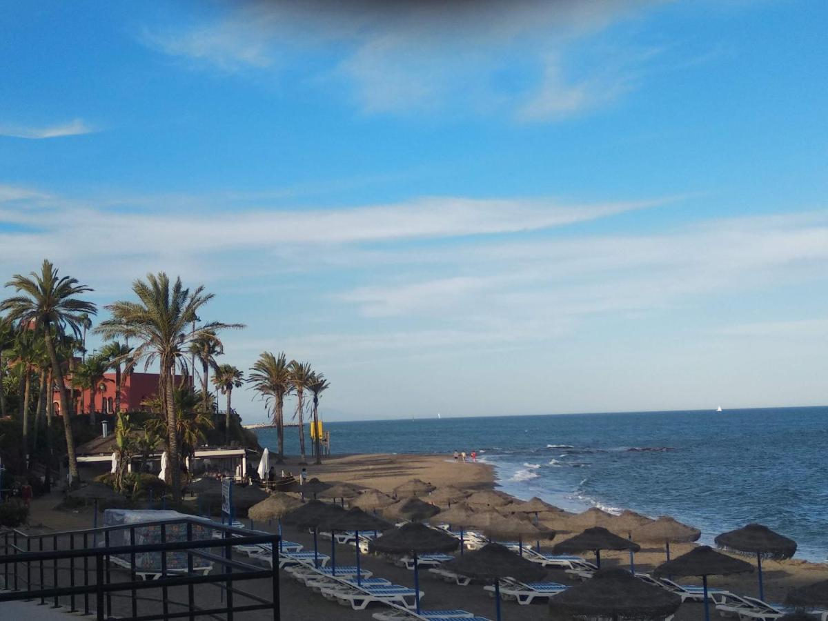 Apartamento Con Piscina Y Terraza Junto A La Playa Benalmádena