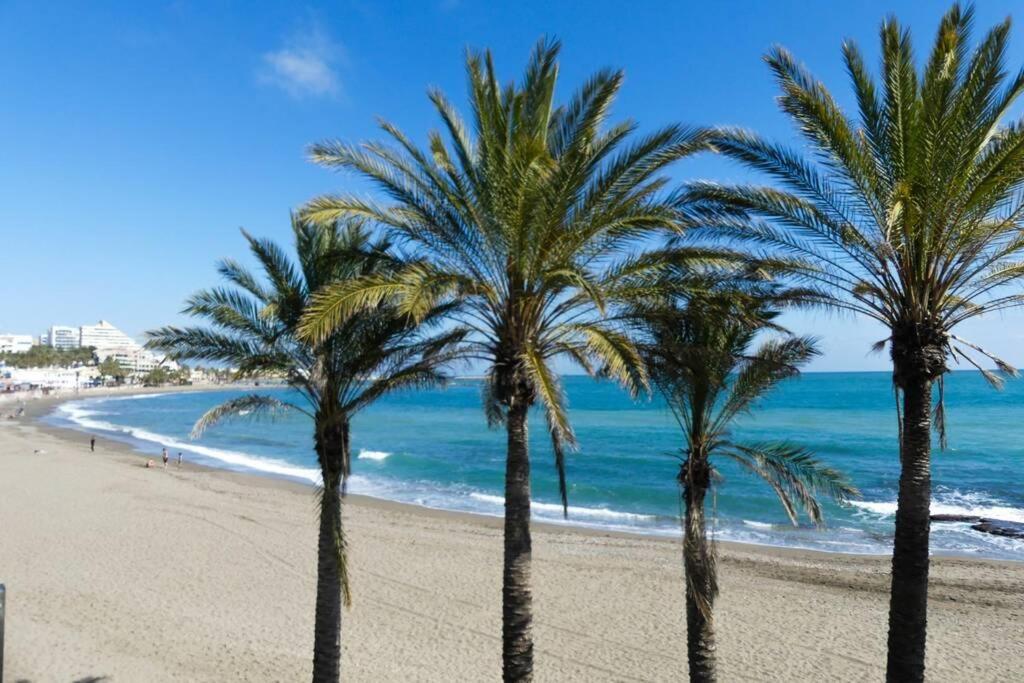 Apartamento Piscina, Playa Parking A 5 Min Caminando Del Puerto De Benalmádena