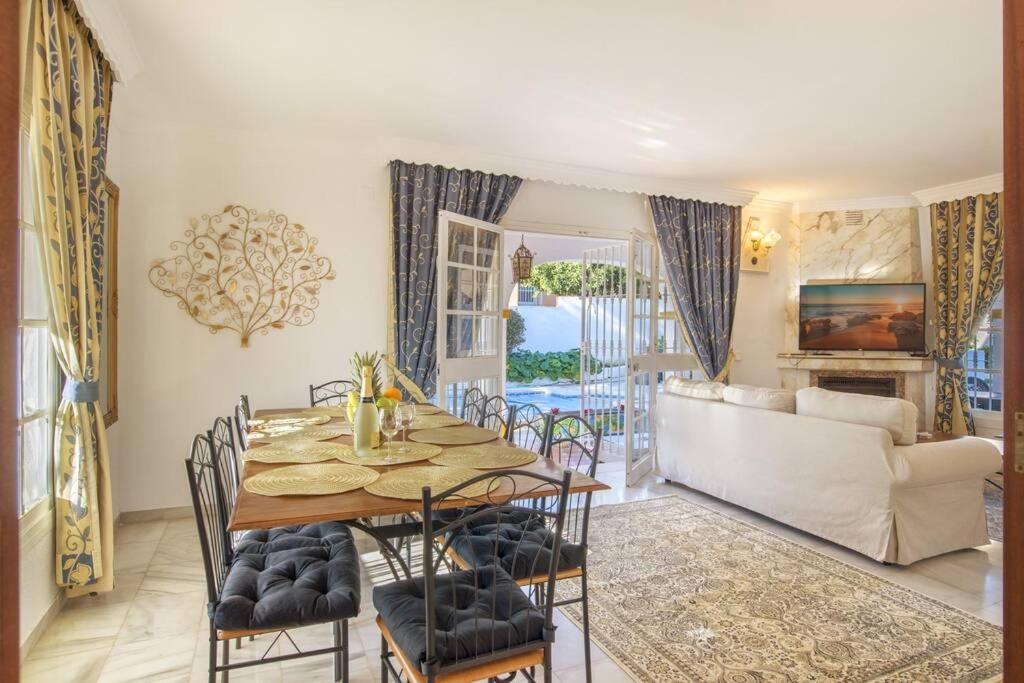 Villa Marina - 5 Min Walk To The Beach, Heated Pool, Spa, 5 Bedrooms *