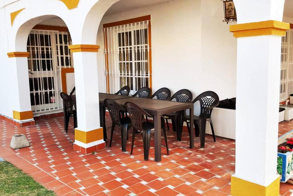 Villa Marina - 5 Min Walk To The Beach, Heated Pool, Spa, 5 Bedrooms *
