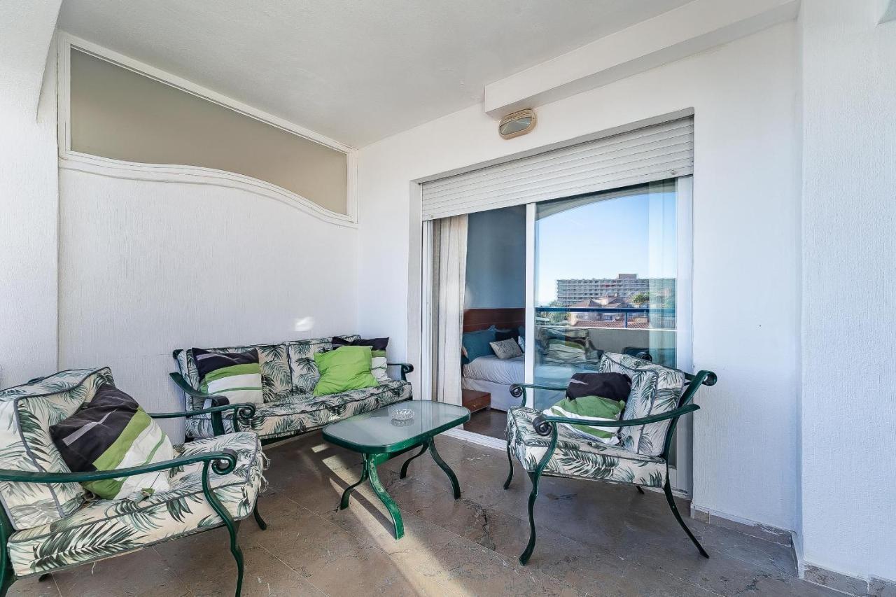 Luminoso Apartamento Con Terraza, Jardin Y Piscina. Apartment