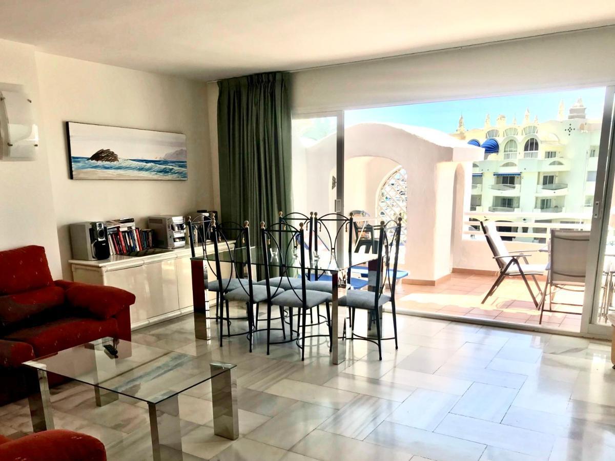 Apartment En Puerto Marina B32