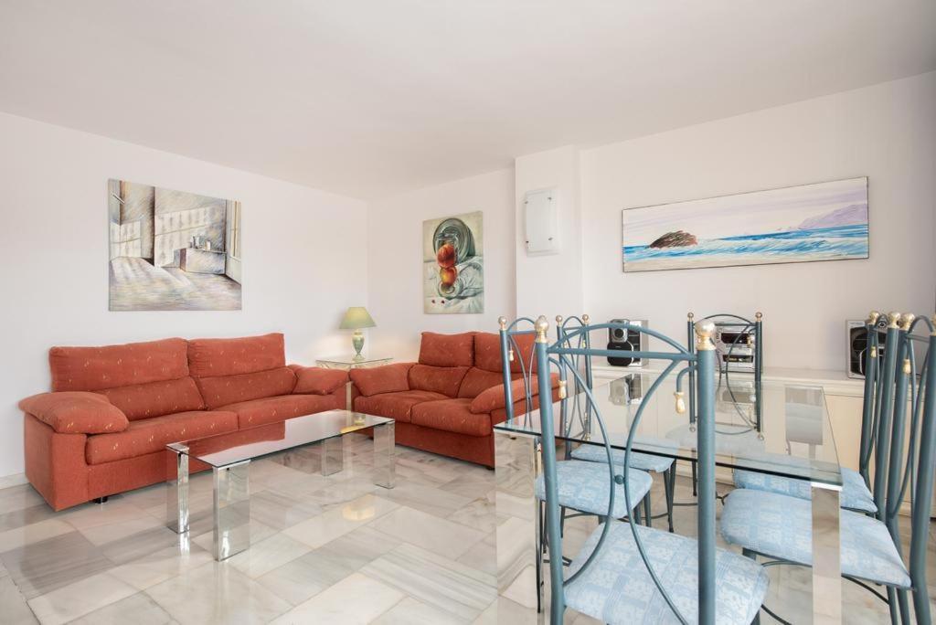 Apartment En Puerto Marina B32