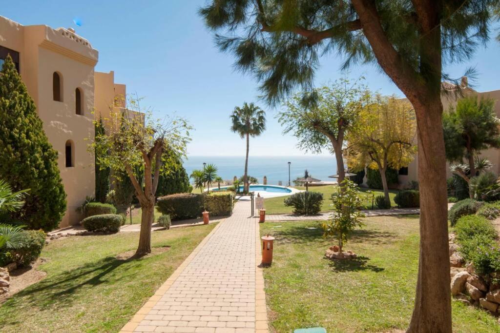 Apartment 035 - Bright And Relaxing Two Bedroom With Sea Views From The Gardens Benalmadena