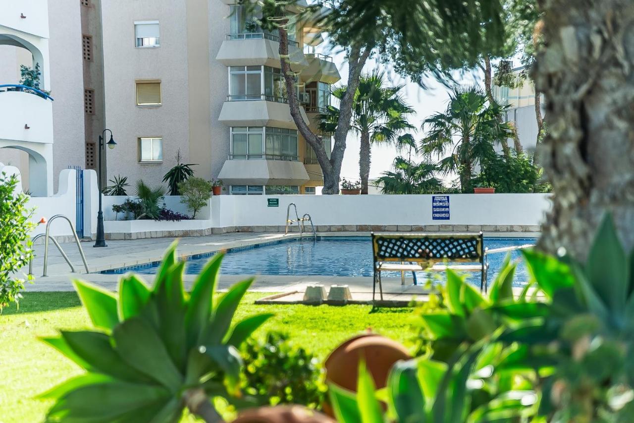 Luminoso Apartamento Con Terraza, Jardin Y Piscina. Apartment