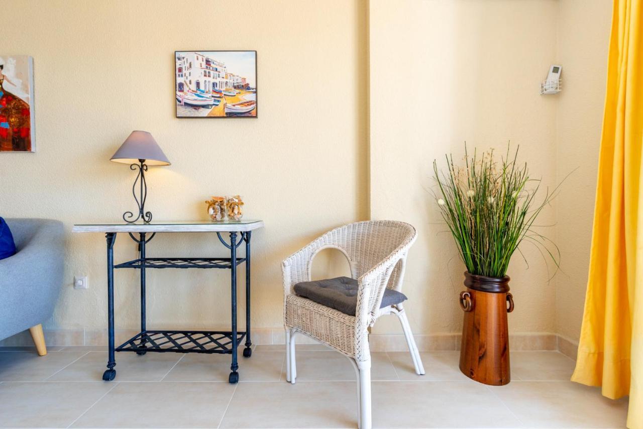 Apartamento Pueblo Evita Iii *