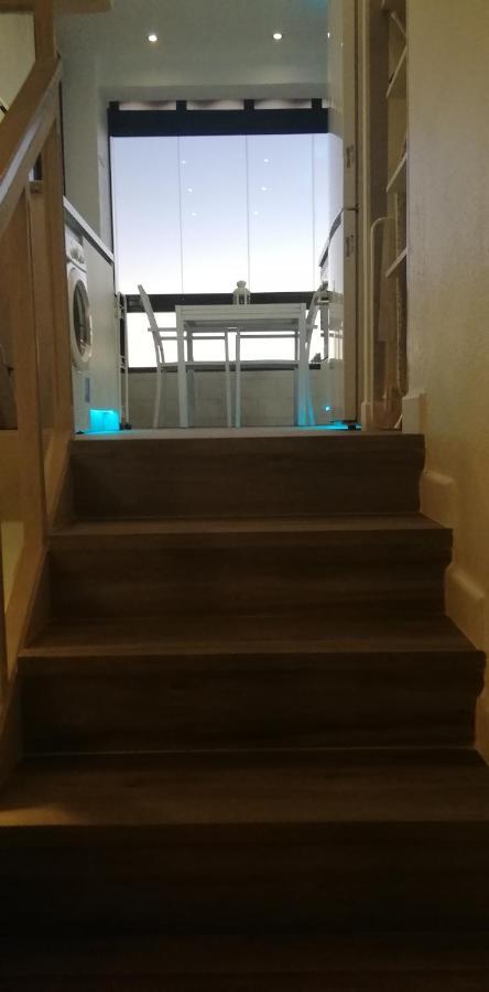 Recién Reformado - Aloha Playa - Precioso Estudio En Primera Línea De Playa Apartamento *