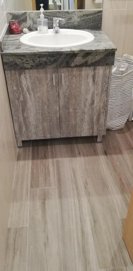 Recién Reformado - Aloha Playa - Precioso Estudio En Primera Línea De Playa Apartamento *