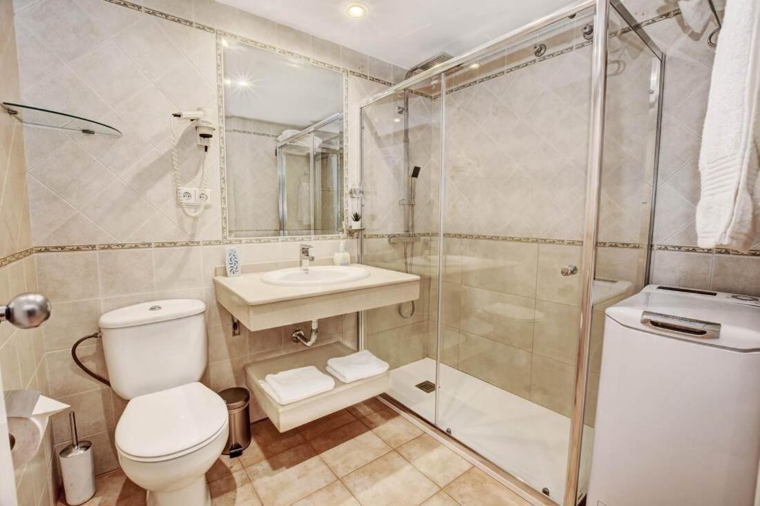 063 - Wonderful 1 Bed Apartment With Water Park Near Beach
