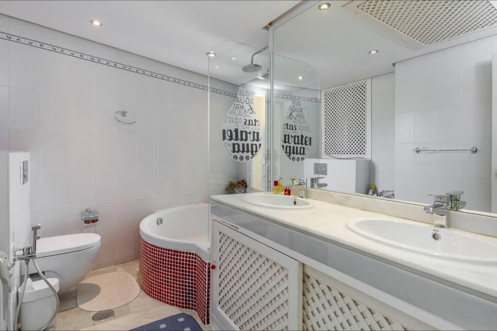 Puerto Marina 3 Bedrooms With Panoramic Sew View * Benalmádena