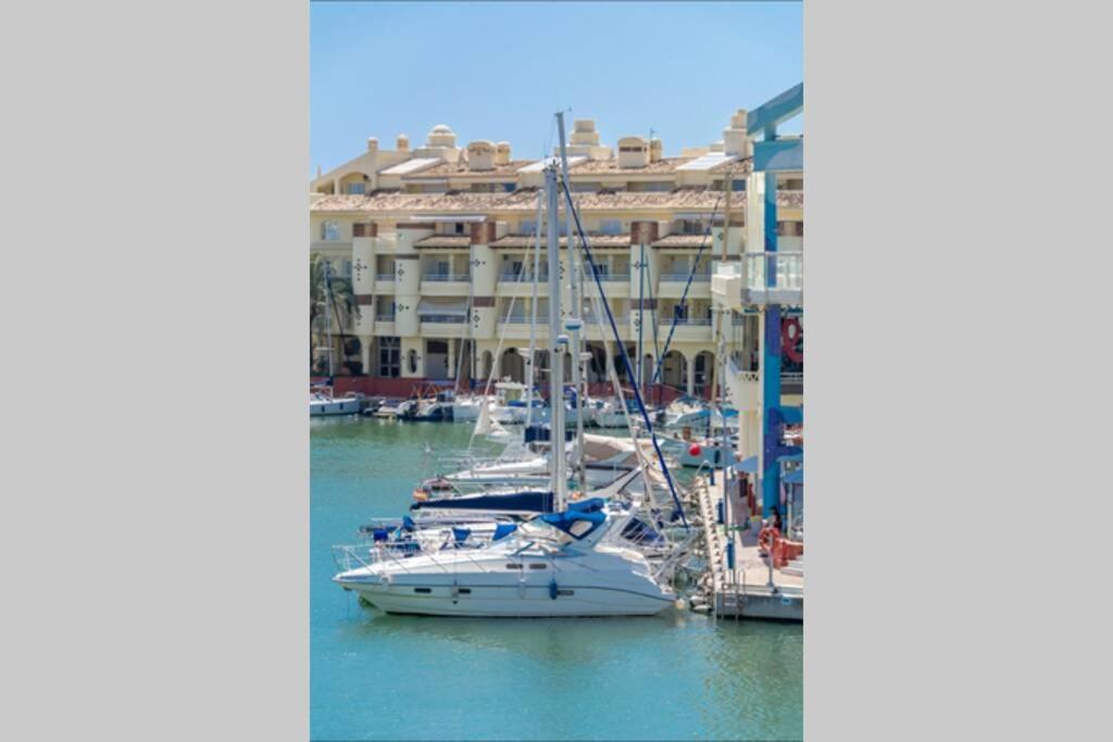 Puerto Marina 3 Bedrooms With Panoramic Sew View Appartement *