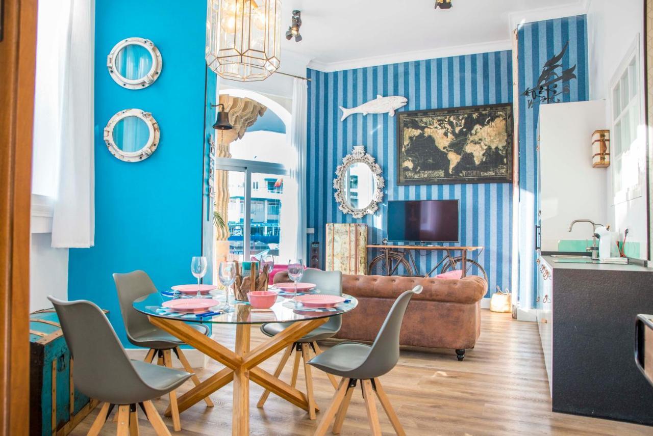 Popeye Suite: Puerto Marina Island Retreat With Rooftop Pool Apartment Benalmadena