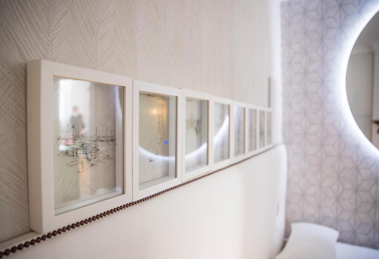 Apartment Popeye Suite: Puerto Marina Island Retreat With Rooftop Pool Benalmadena
