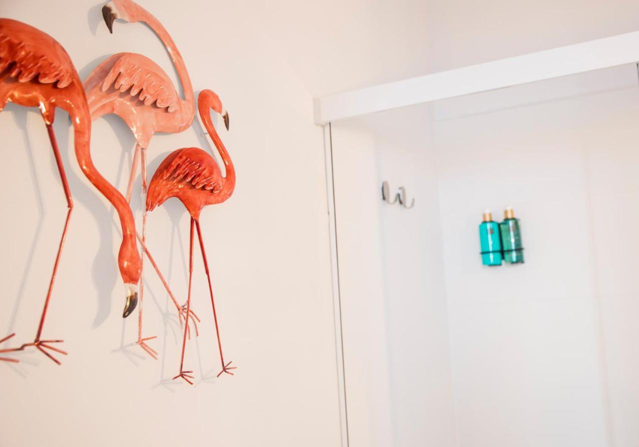 Popeye Suite: Puerto Marina Island Retreat With Rooftop Pool * Benalmadena