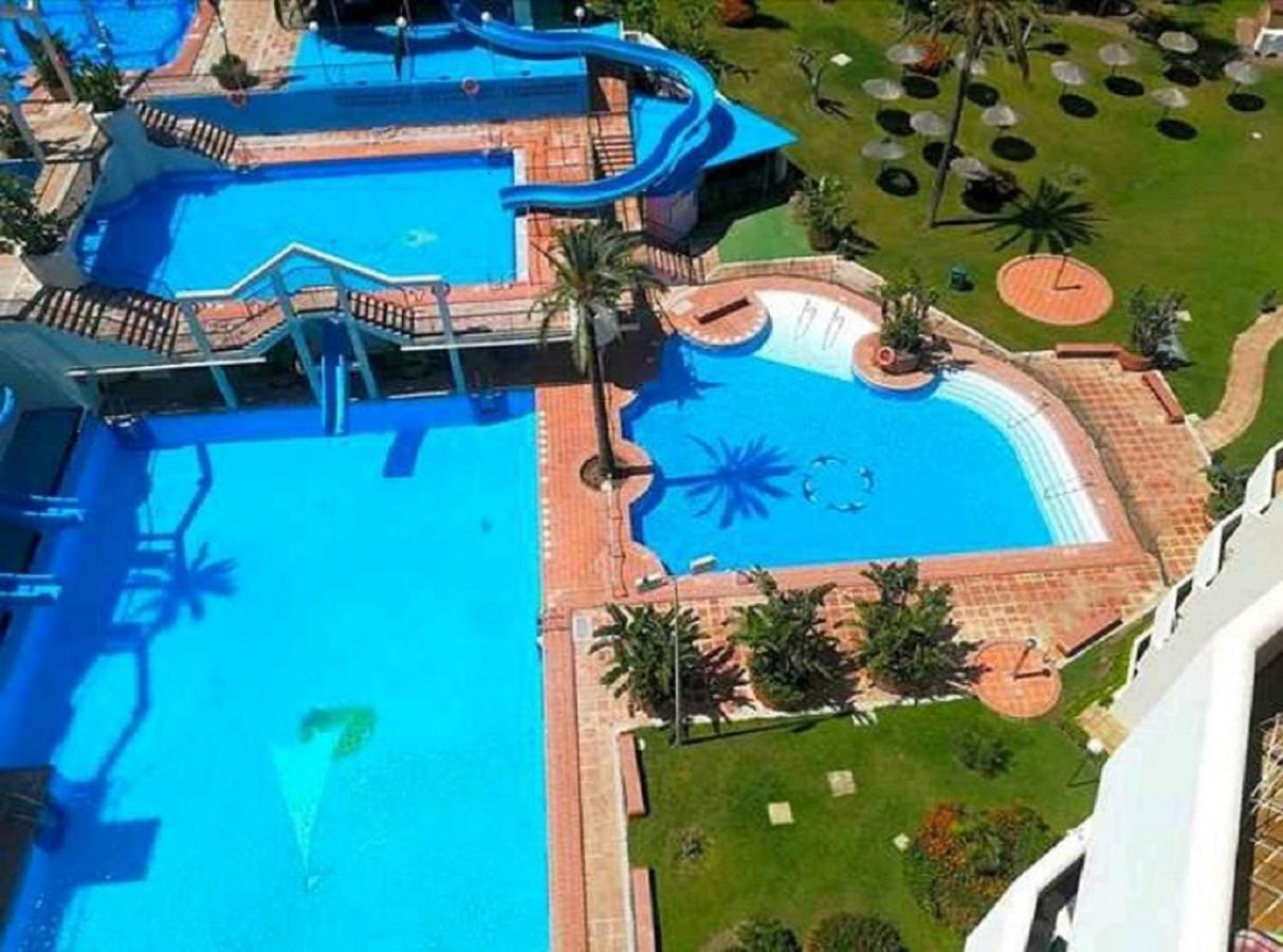 Benalbeach Holidays Apartment *