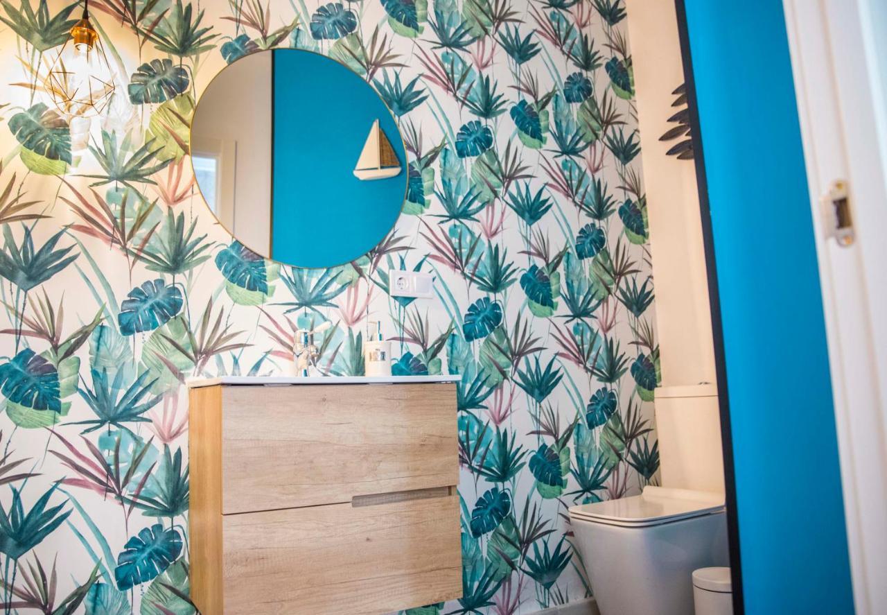 Popeye Suite: Puerto Marina Island Retreat With Rooftop Pool Apartment *