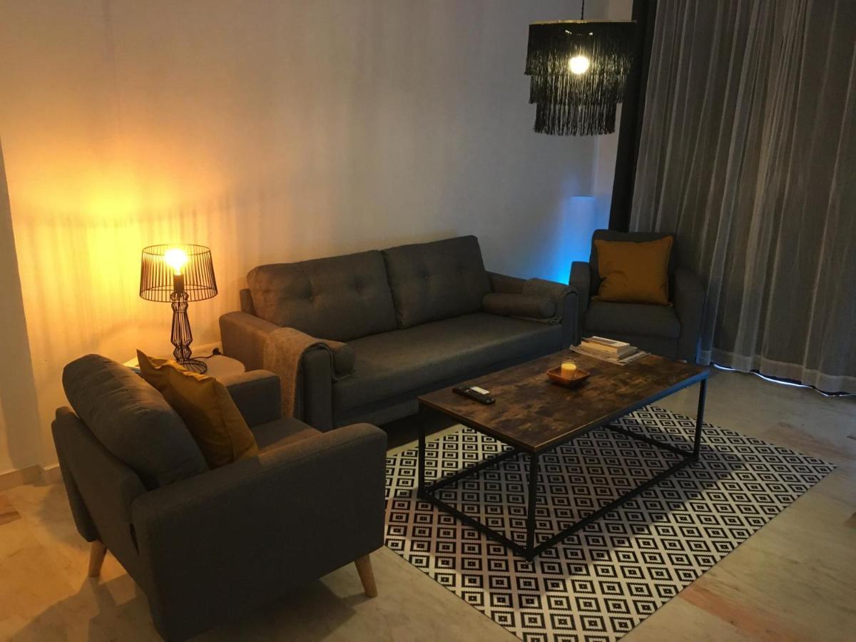 La Terraza De Benalmarina En * Benalmadena