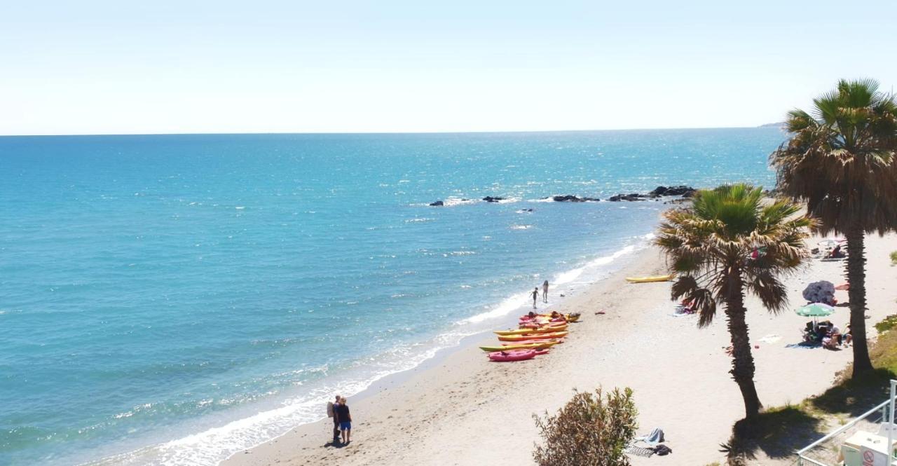 El Estudio De La Playa Benalbeach Holidays Deluxe *