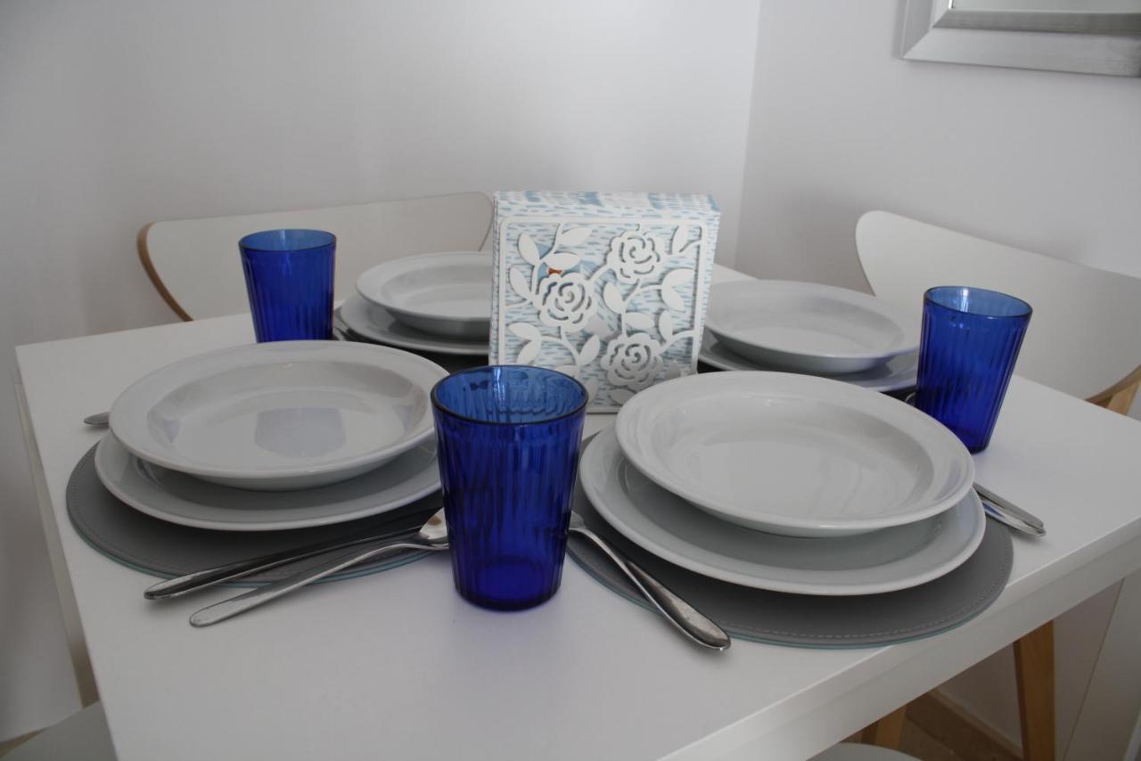 Playa Con Wifi, Piscinas Y Garaje Apartamento