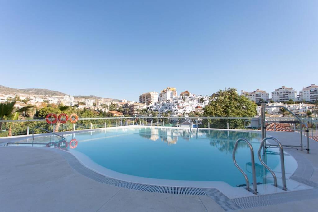 3 Bedroom Luxury In Benalmádena
