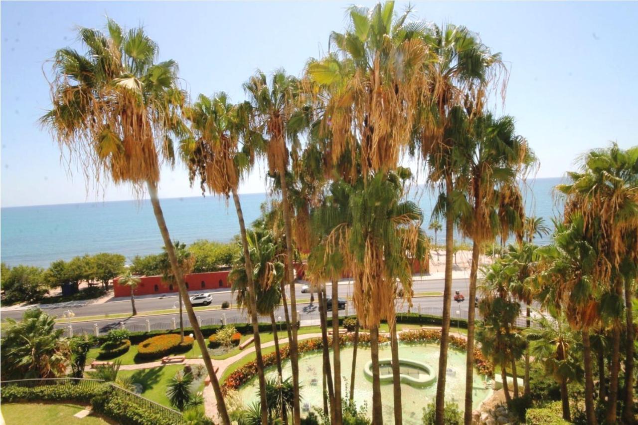 Apartment Estudio En Benalbeach, Vistas Mar, Primera Linea Playa