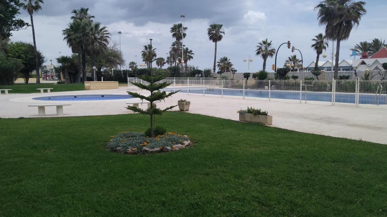 Beach Bil-bil Apartament *