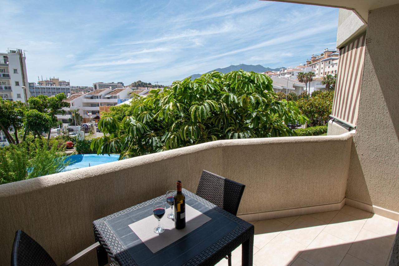 Benal Superb Front 1 Bedroom Apartment, Sleeps 5 *