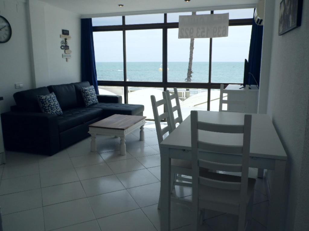 Tropicana Apartment