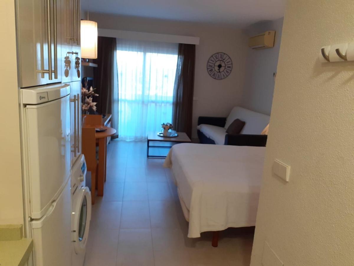 Benal Estudio Playa Apartment