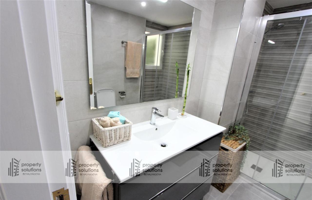 Apartment Benalgolf Vista Al Mar - Piscina Y Playa - Cercano A Campo De Golf *