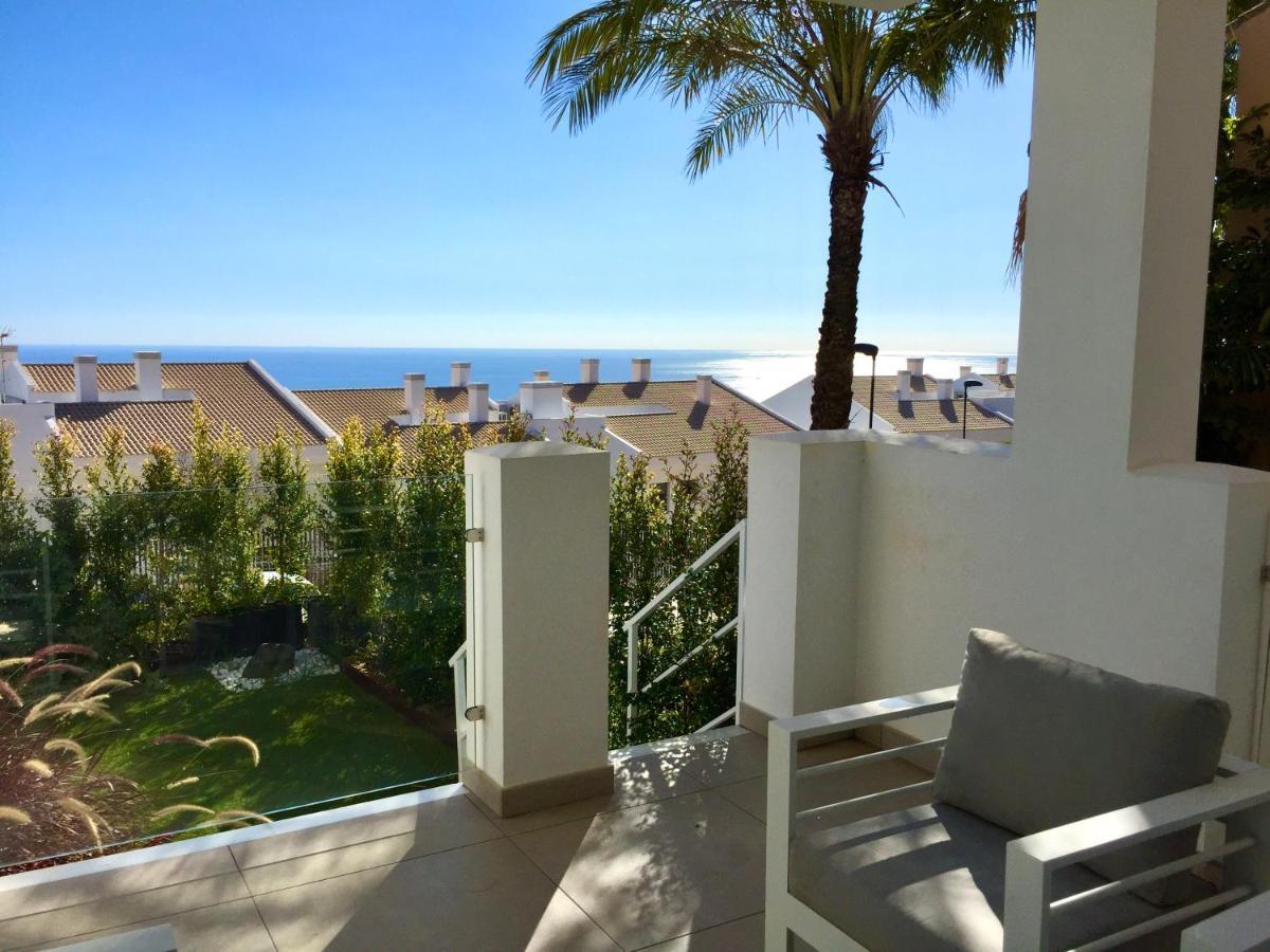 Bayview, - Luxurious With Views, Garden, Community Pool And A Padel Court Benalmadena