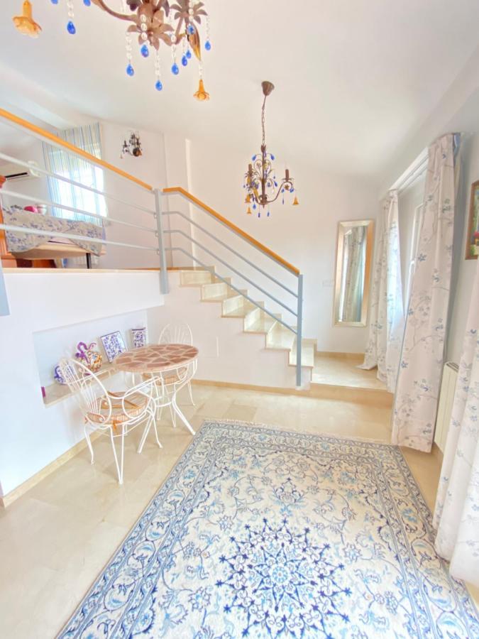 With Heated Private Pool, Sea View& Turkish Sauna