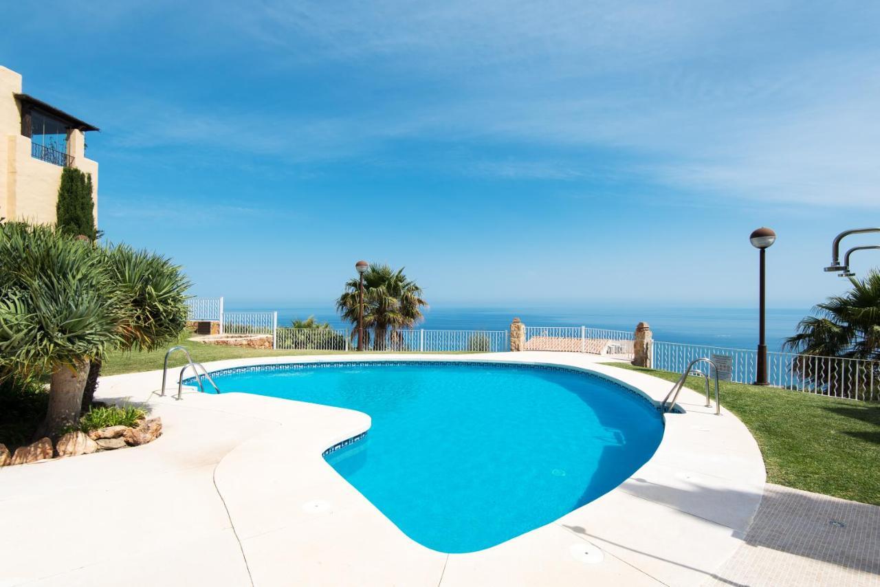 Apartamento Piso Pueblo Con Vista, Piscina Y Tranquilidad