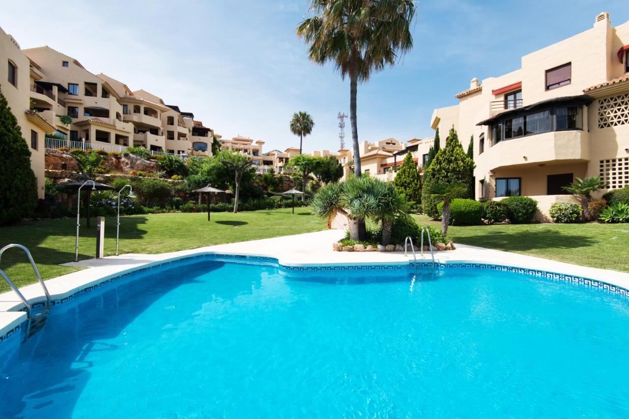 Piso Pueblo Con Vista, Piscina Y Tranquilidad