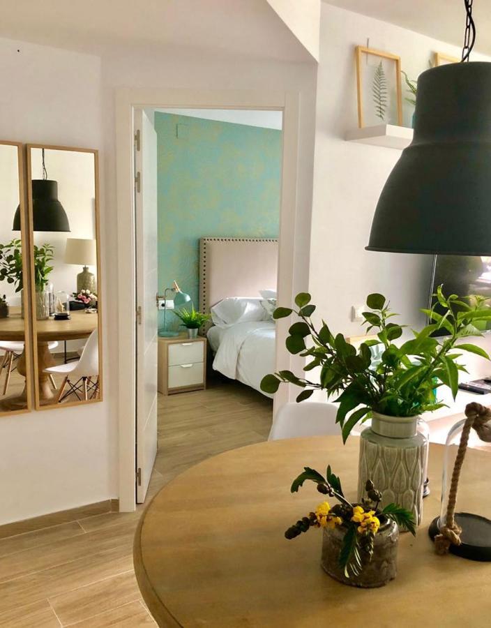 Premium In Benalbeach, Apartment *