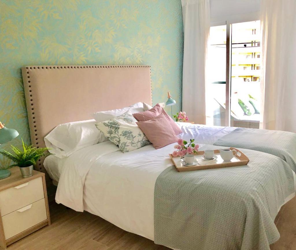 Premium In Benalbeach, Apartment Benalmadena