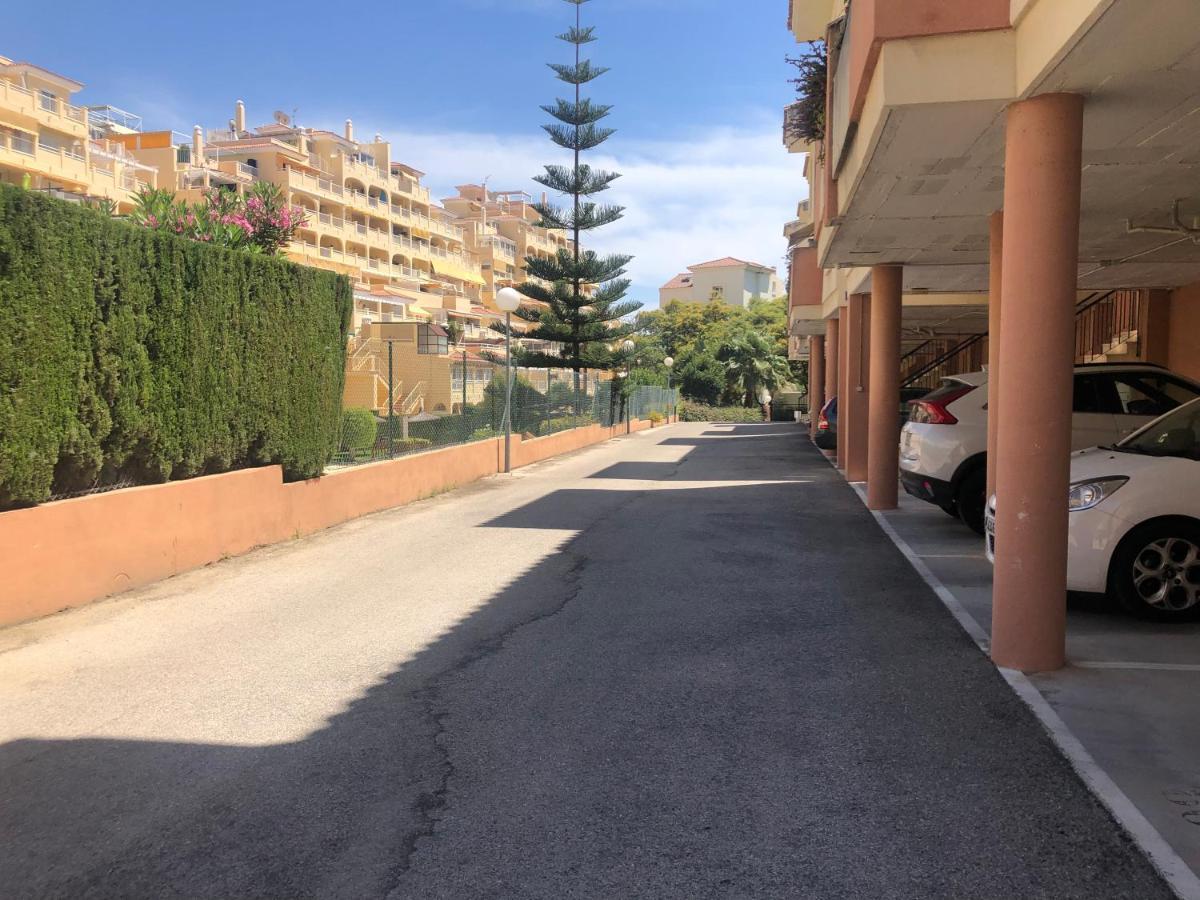 Piso En Zona Tranquila De - Torrequebrada Golf Appartement Benalmádena