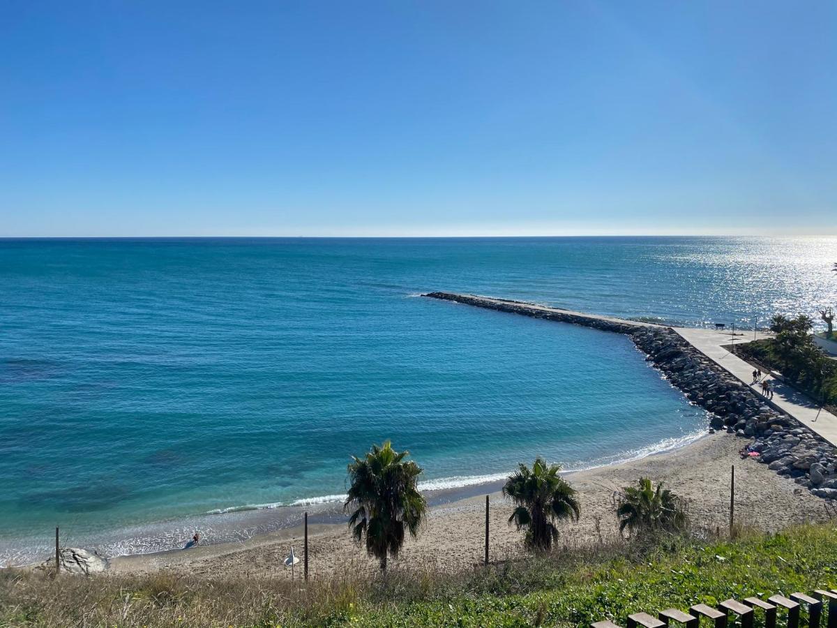 Duplex De Lujo En La Playa , Jacuzzy, Piscina, Chimenea Y Padel * Benalmadena
