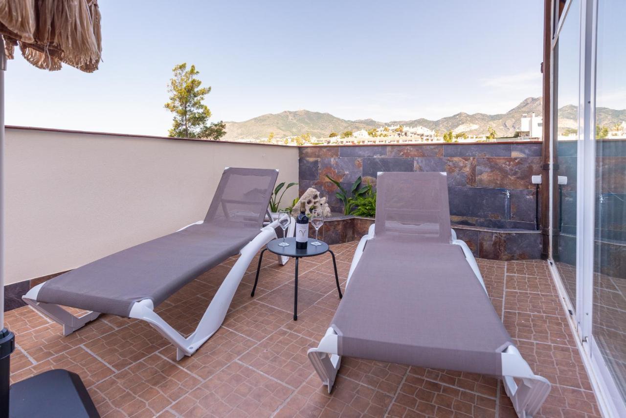 Duplex De Lujo En La Playa , Jacuzzy, Piscina, Chimenea Y Padel Benalmadena