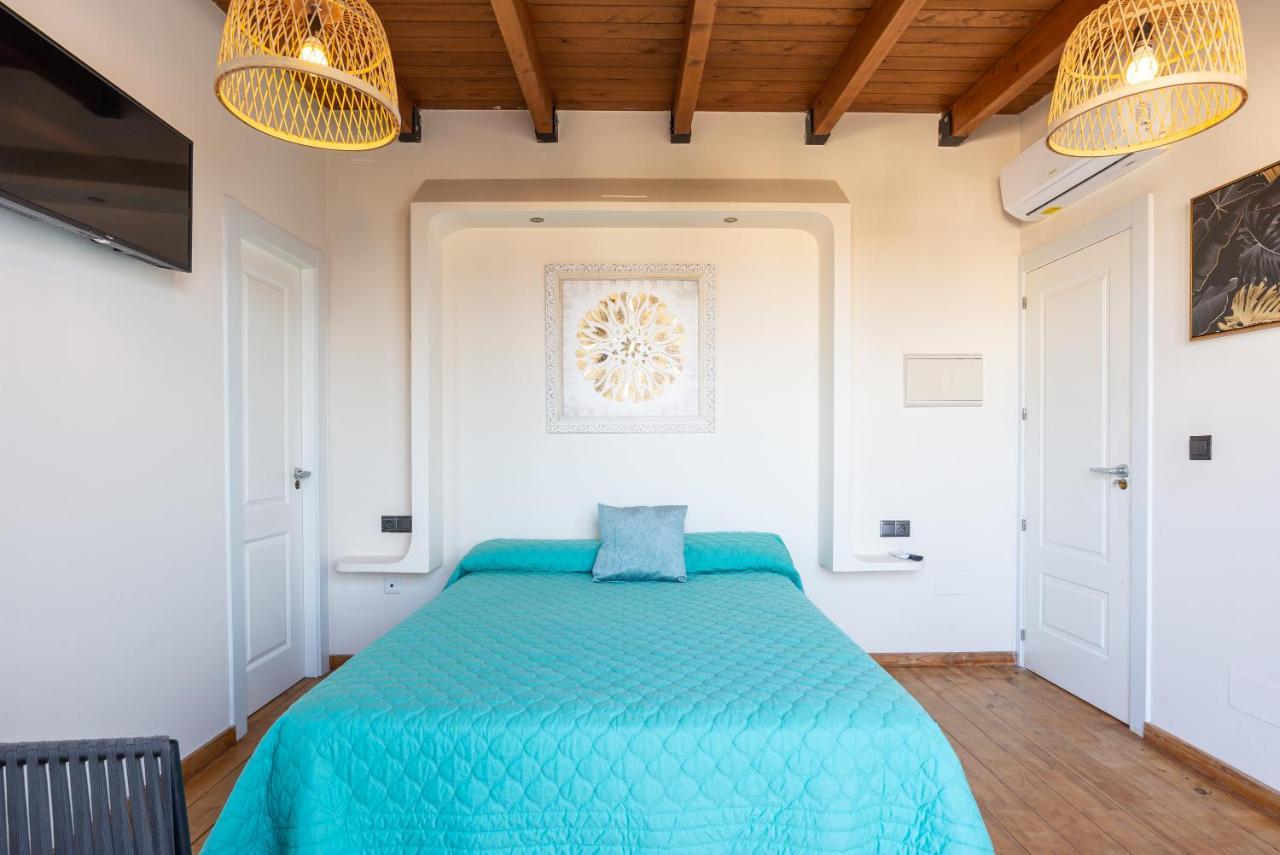 Duplex De Lujo En La Playa , Jacuzzy, Piscina, Chimenea Y Padel *