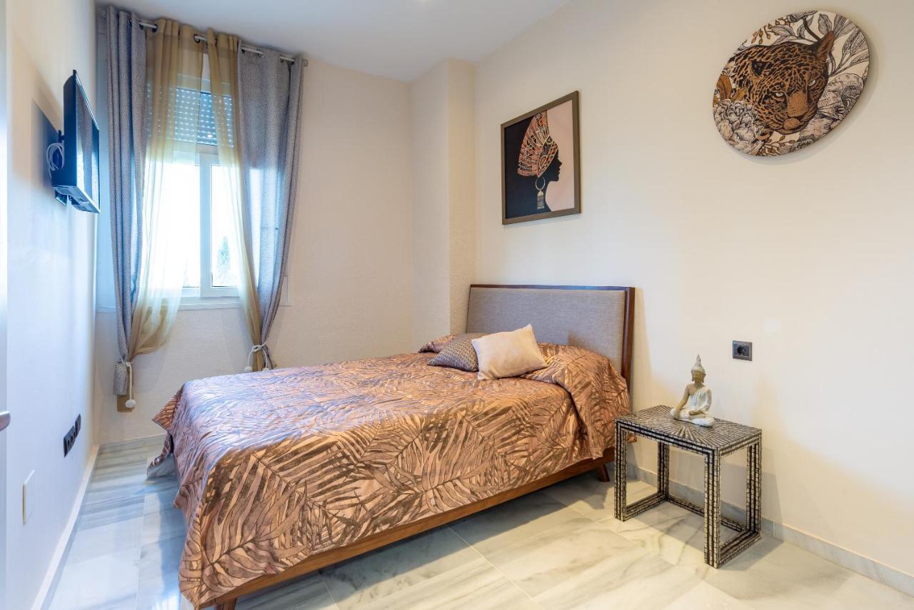 Duplex De Lujo En La Playa , Jacuzzy, Piscina, Chimenea Y Padel