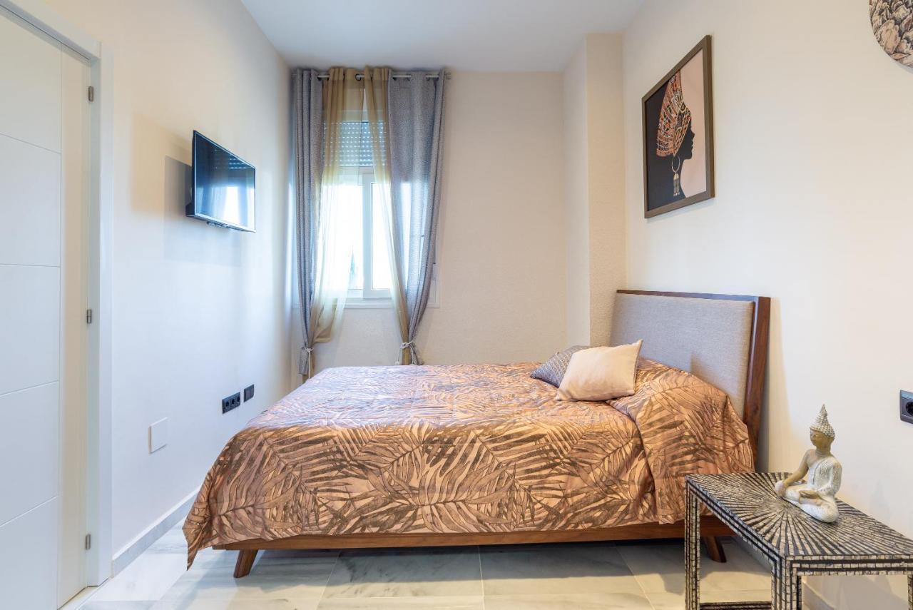 Duplex De Lujo En La Playa , Jacuzzy, Piscina, Chimenea Y Padel