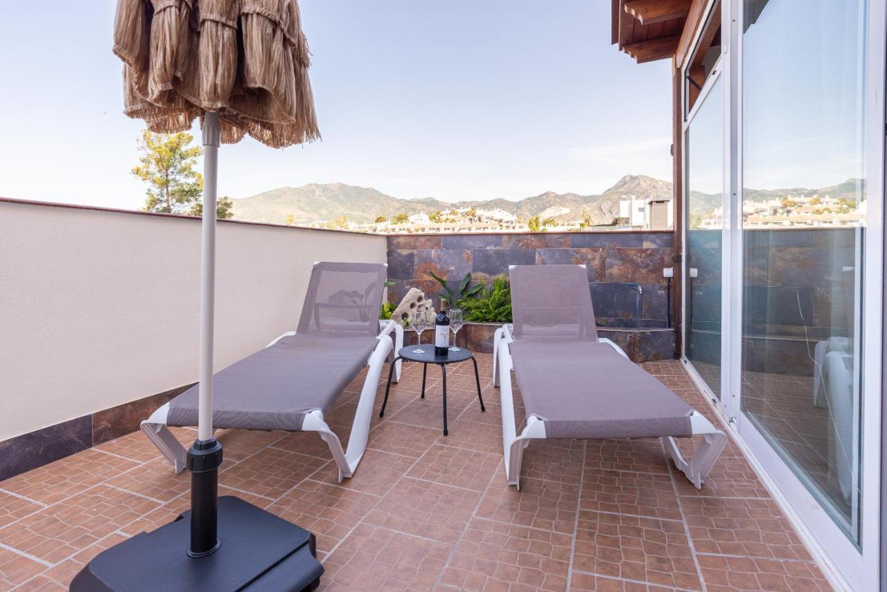 Apartment Duplex De Lujo En La Playa , Jacuzzy, Piscina, Chimenea Y Padel Benalmadena