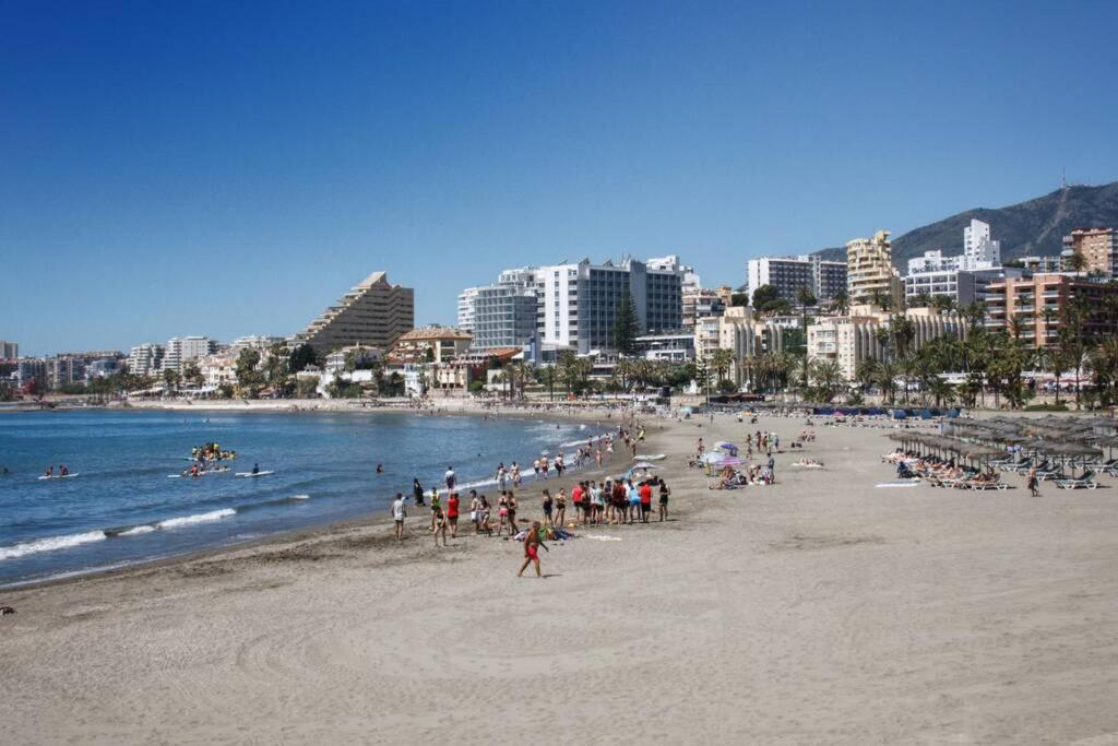 Prime Location, Pool, Beach, Shops, All Nearby *