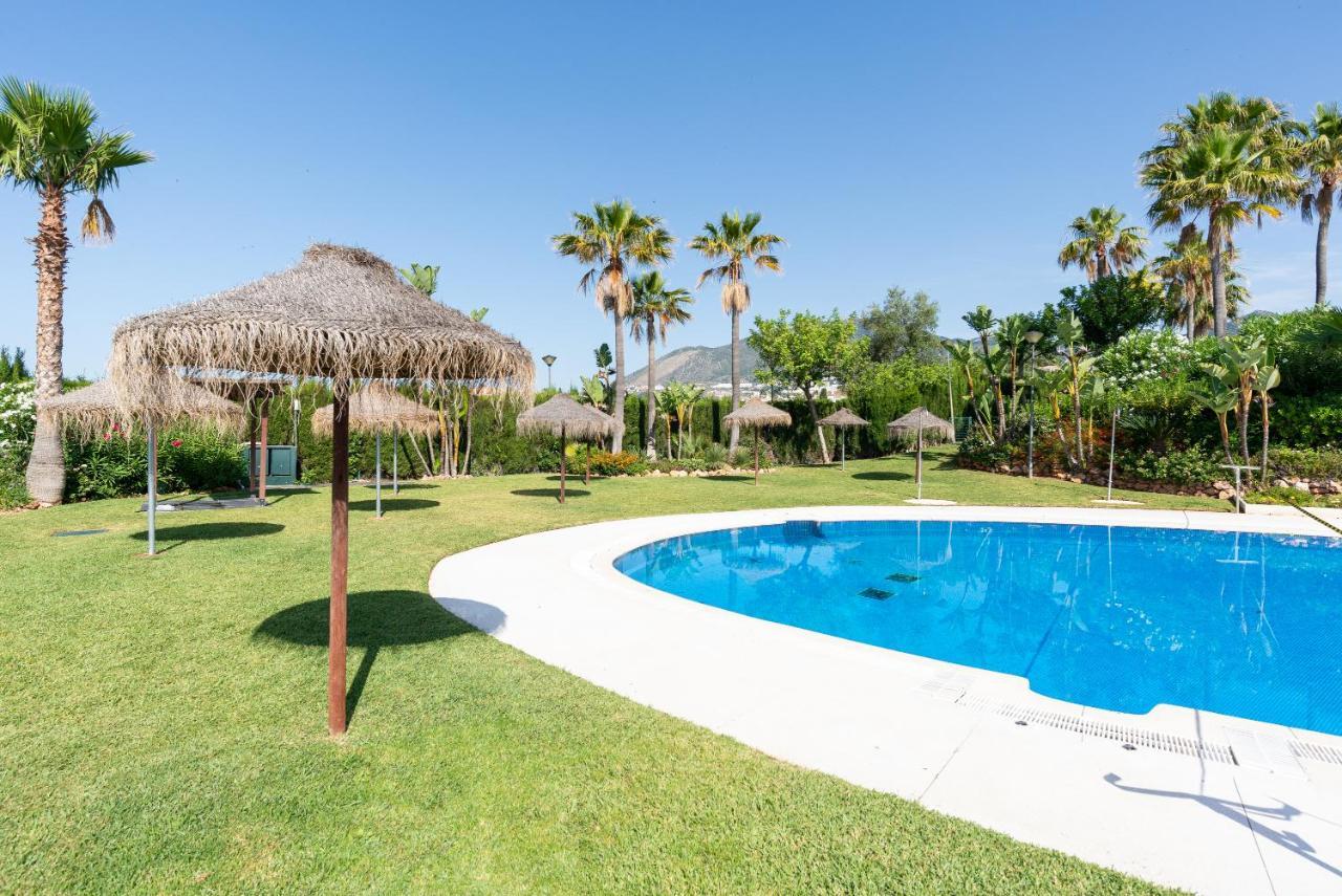 Apartment Duplex De Lujo En La Playa , Jacuzzy, Piscina, Chimenea Y Padel Benalmadena